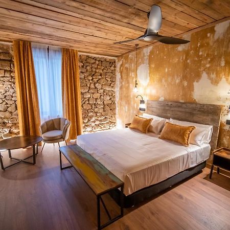 Hotel Somnifabrik Valderrobres Exterior photo
