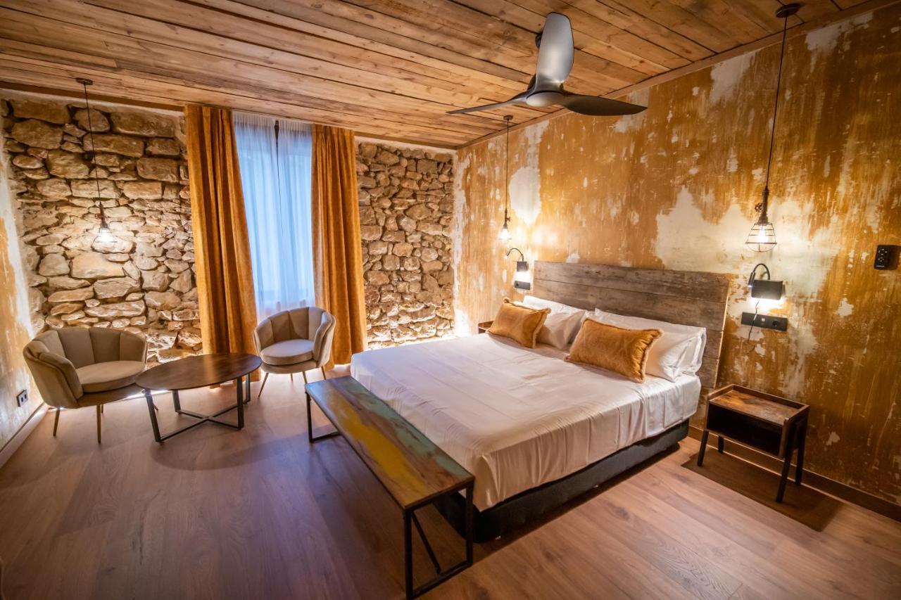 Hotel Somnifabrik Valderrobres Exterior photo