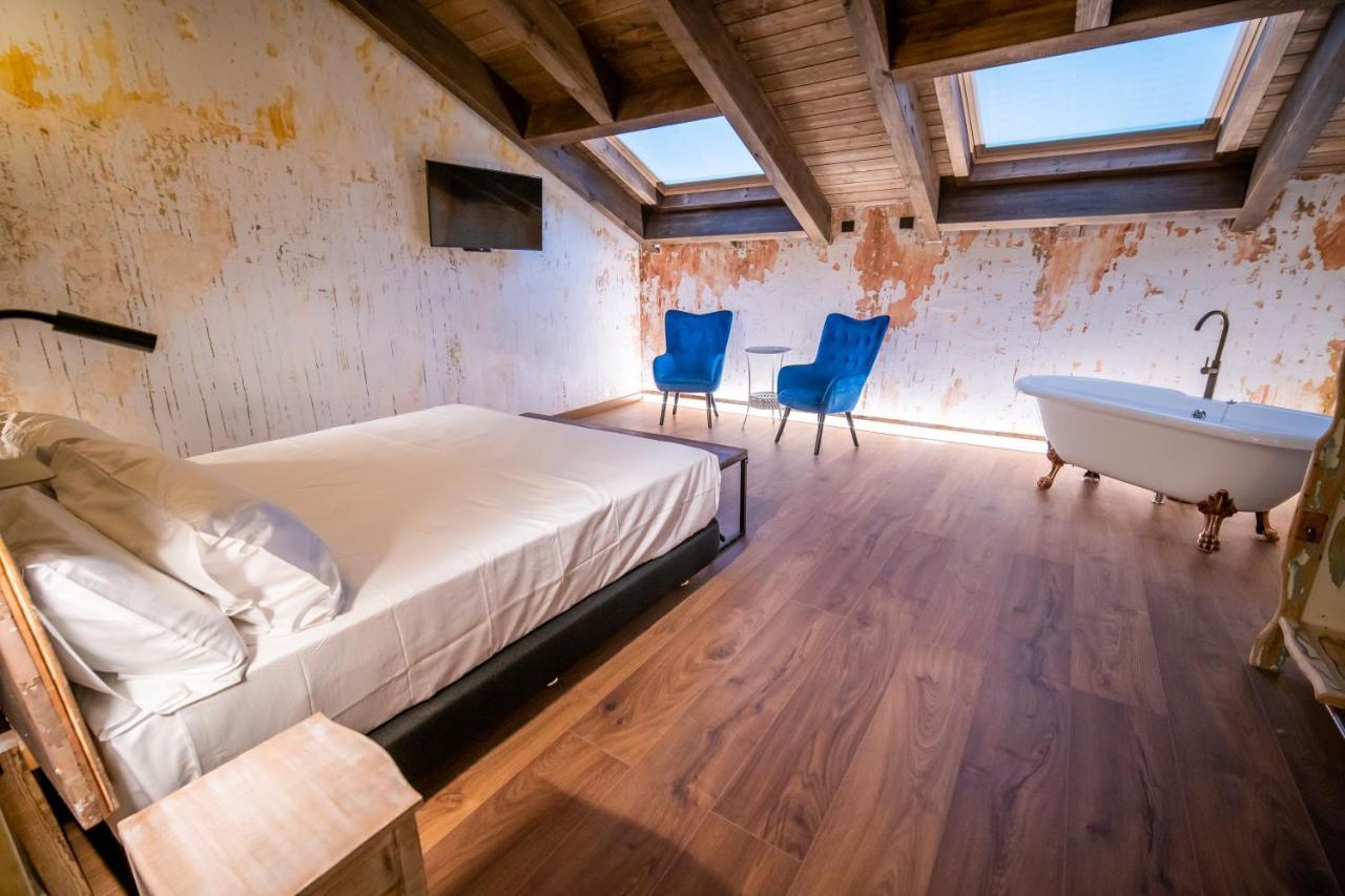Hotel Somnifabrik Valderrobres Exterior photo