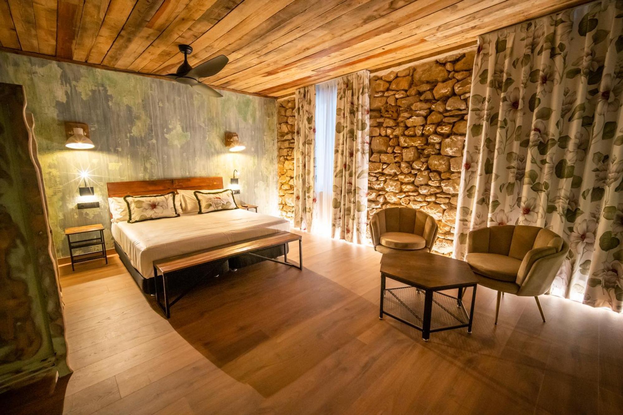 Hotel Somnifabrik Valderrobres Exterior photo